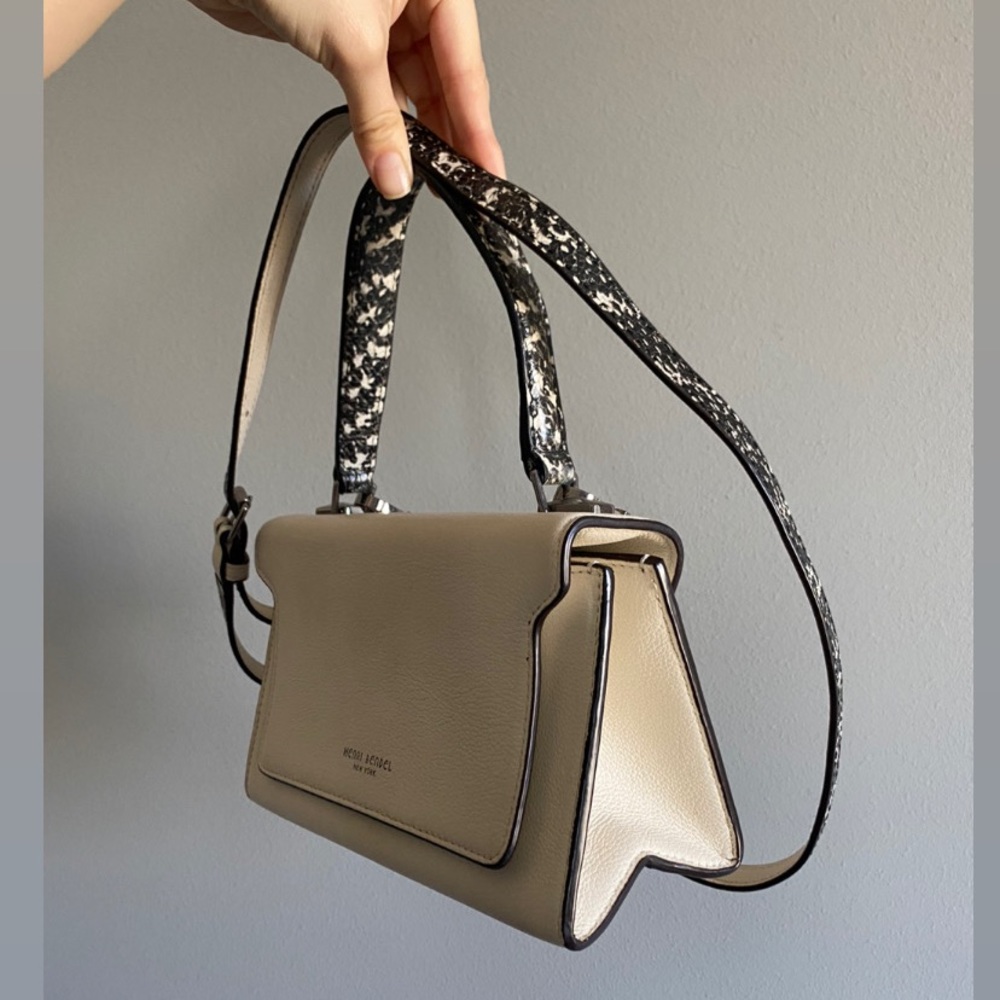 Henri Bendel Bag - Picture 3 of 6